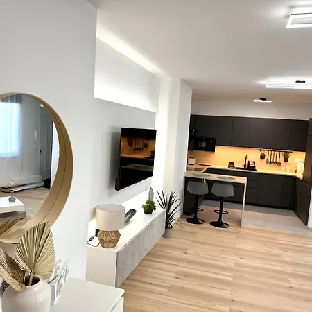 P193 Stylish Appartement *