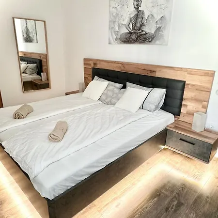 P193 Stylish Apartment Budapest