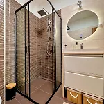 P193 Stylish Apartment *