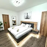 P193 Stylish Apartment